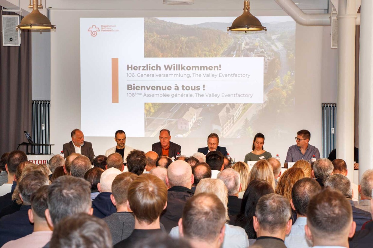GV 2024: Località emozionante, buona atmosfera, un po' di azione e tutte le proposte approvate all'unanimità - Verband BodenSchweiz 15
